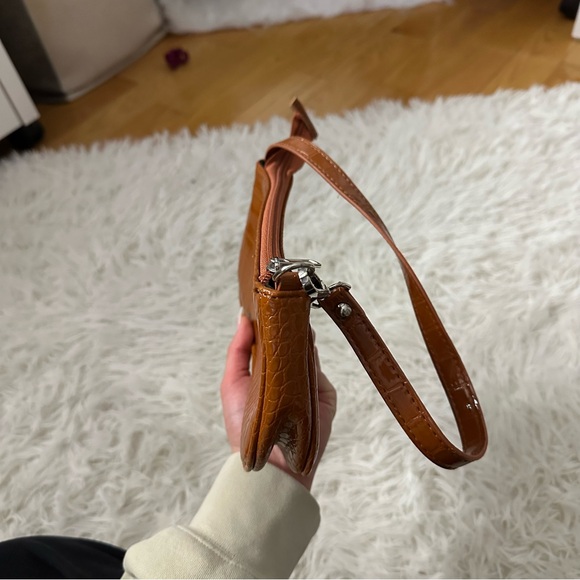 SHEIN Shoulder Bag - Picture 2 of 2